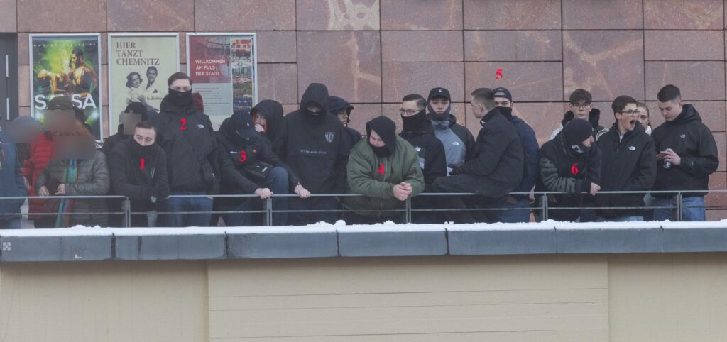 Störer bei der Demonstration "Nie wieder ist jetzt" am 21.01.2024 auf der Terrasse des "Terminal 3". 1 Erik Jungfer, 2 Sonny Georgi, 3 Stanley Scholz, 4 Florian Schindler, 5 Jim Mock, 6 Kay Ian Fischer.